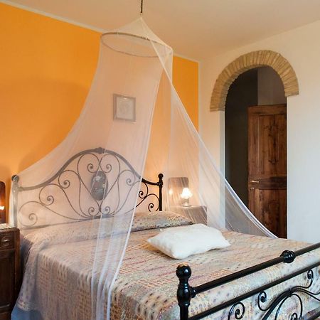 Agriturismo Wine Casale Villa Chiara Torgiano Eksteriør bilde